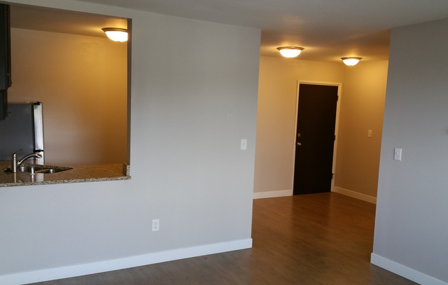 1 bed, 1 bath, $1,085, Unit 309