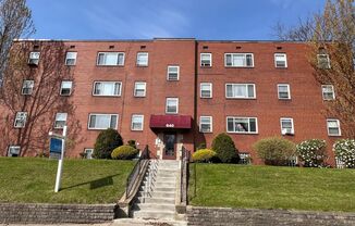 (640) Southcrest Heights Apartments