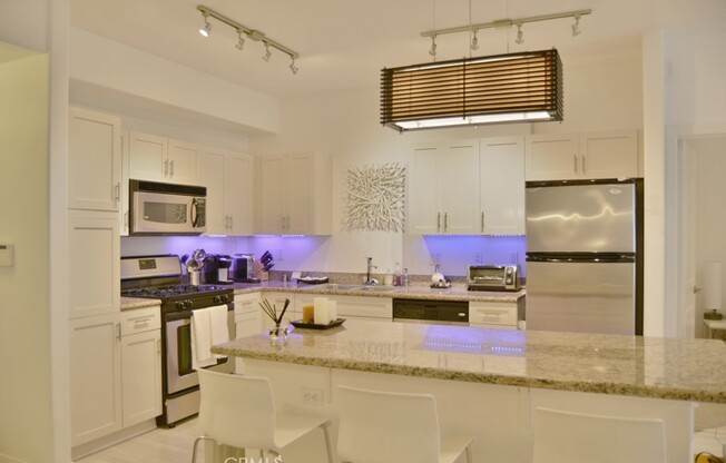 2 beds, 2 baths, 1,042 sqft, $3,200, Unit 268