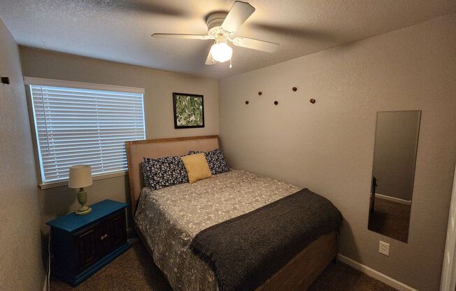 3 beds, 1 bath, $2,400