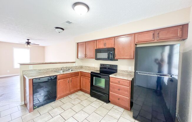 2 Bedroom 1.5 Bathroom Townhome!!!