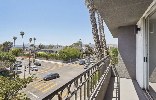 2 beds, 2 baths, 1,195 sqft, $2,267, Unit 113