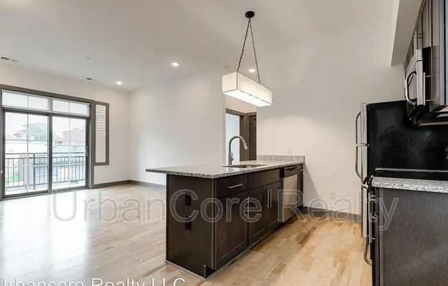 320 N 32 ST