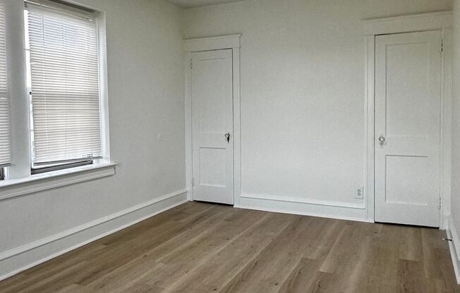 1 bed, 1 bath, $1,100, Unit 314