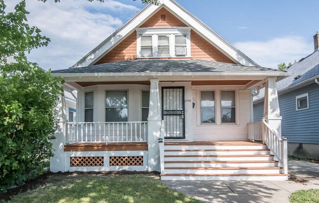 Updated 4-Bed Single Family Home with Classic Charm in Franklin Heights