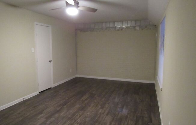 5 beds, 2 baths, 1,675 sqft, $2,129, Unit 1003