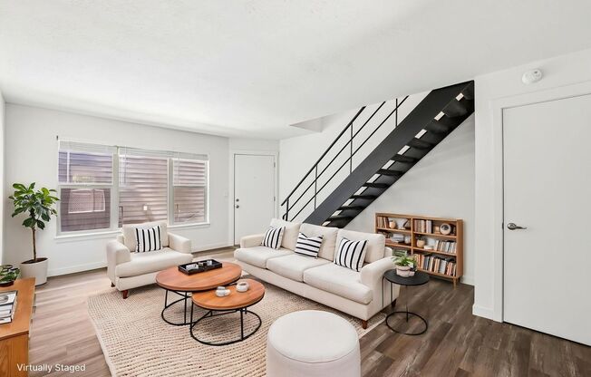 2 beds, 1.5 baths, 1,065 sqft, $1,875, Unit 14