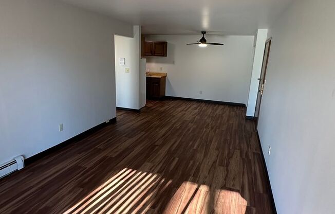 1 bed, 1 bath, 618 sqft, $999