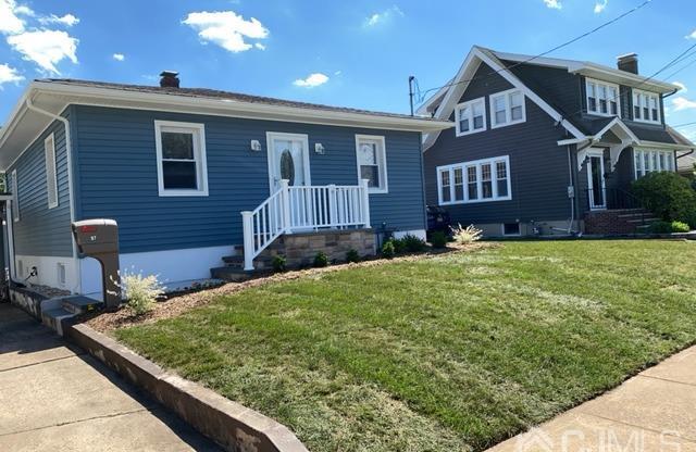 97 SAFRAN AVE