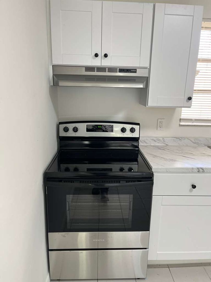 NORTHWEST HAVANA LLC