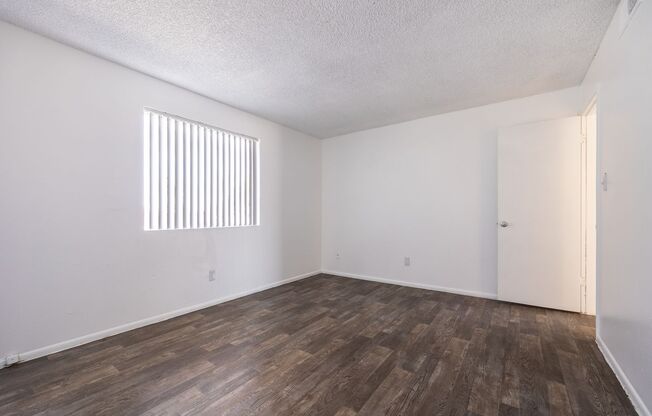 2 beds, 1 bath, 780 sqft, $1,149, Unit 11502