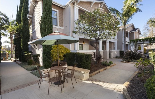 Walking trails nearby, at Ralston Courtyard Apartments, Ventura
