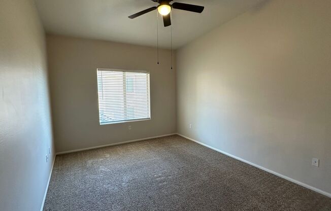 3 beds, 2 baths, $1,550, Unit # 2006