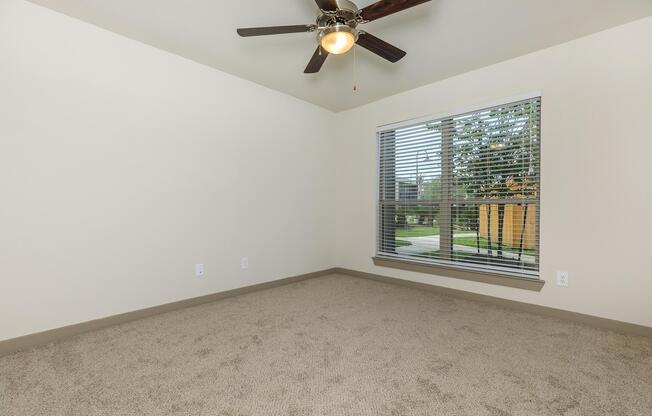 1 bed, 1 bath, 588 sqft, $1,260