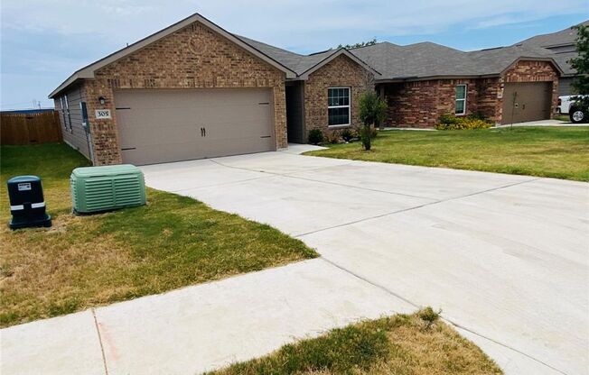 Great one story home available in the Stonebridge Crossing subdivision!