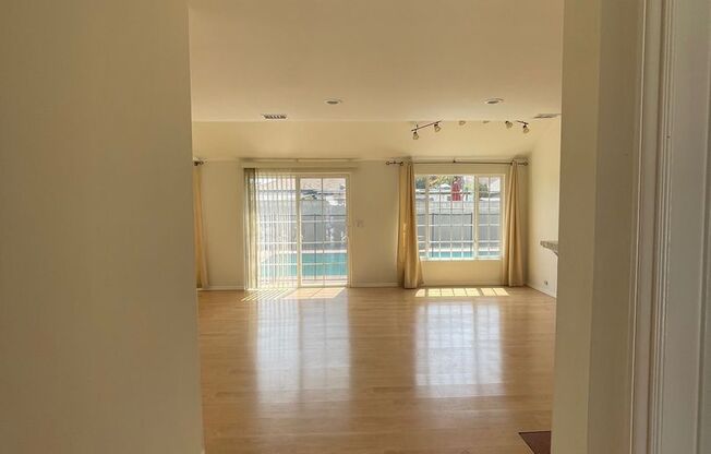 Charming 3 bedroom pool home
