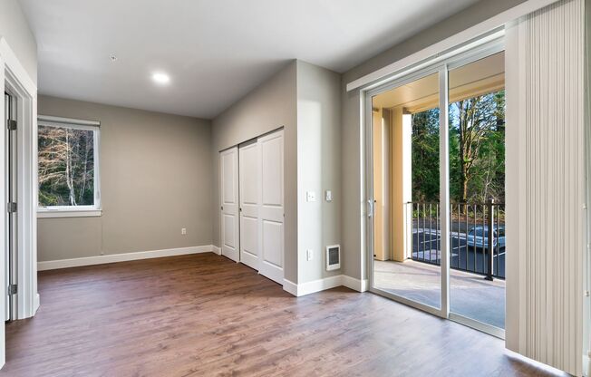 Studio, 1 bath, 466 sqft, $1,525, Unit D-300