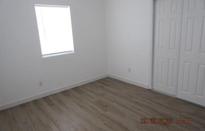 2 beds, 1 bath, $1,100