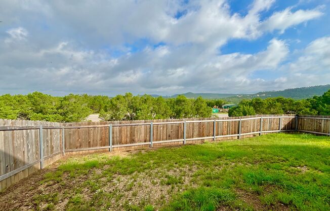 3 BR/2 BA - 1554 SF Home in LAGO VISTA!!!
