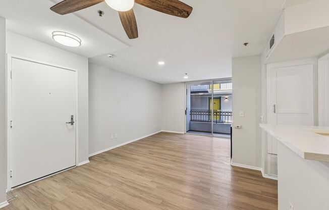 1 bed, 1 bath, 700 sqft, $1,798, Unit 202