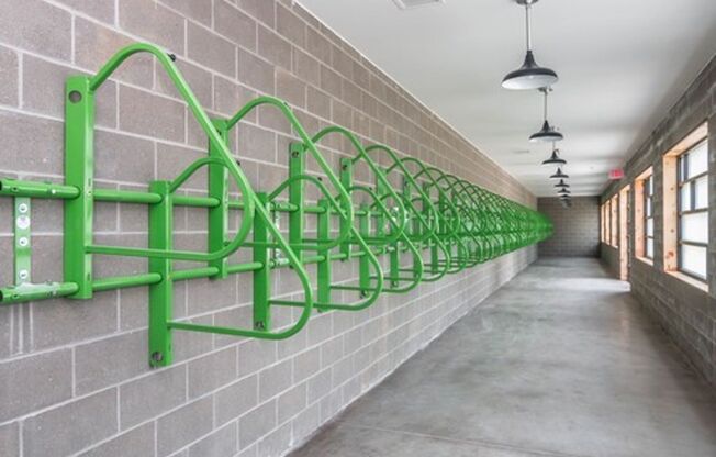 2 beds, 2 baths, 1,098 sqft, $1,630, Unit 422