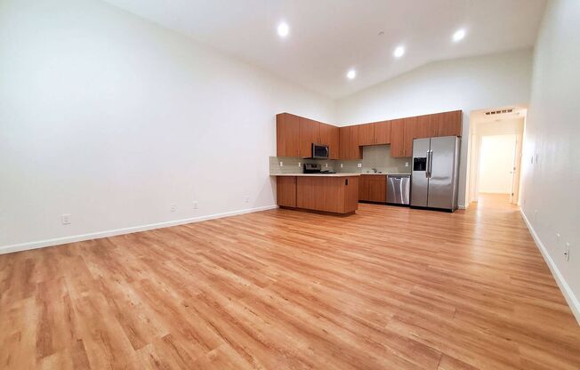 Laurel St Apartments