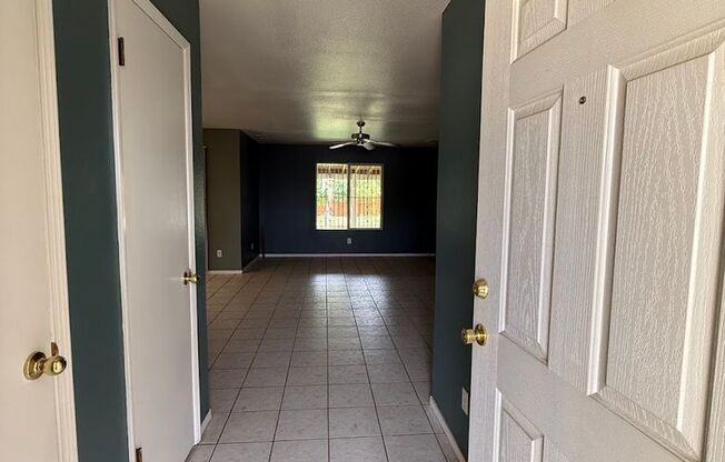 Cozy 3 bedroom home for rent with Solar panels!