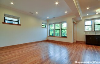 3715 N Fremont St, Chicago IL 3