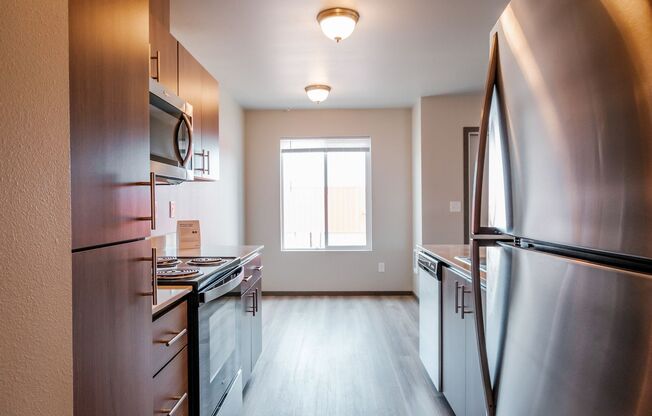 1 bed, 1 bath, 725 sqft, $1,295, Unit 178-302