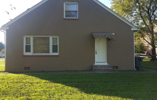 2 beds, 1 bath, $1,450