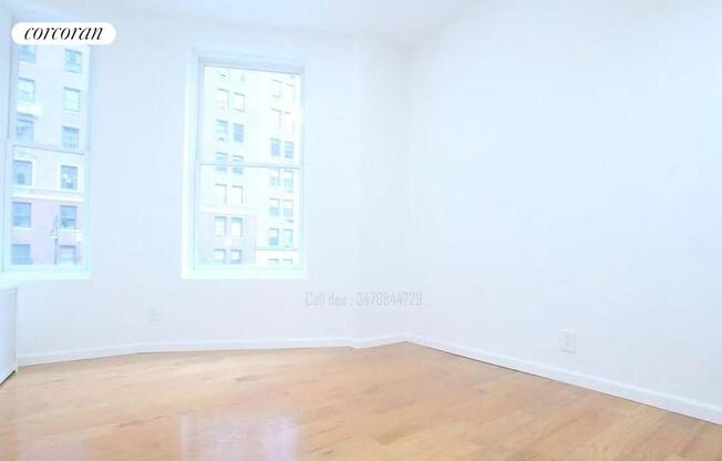 309 W 72 ST