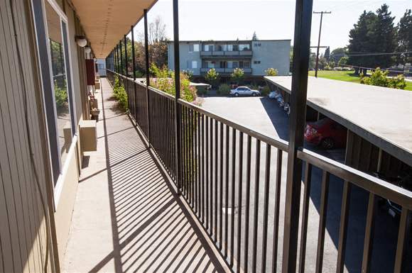 Welcome to Park Taylor Apartments