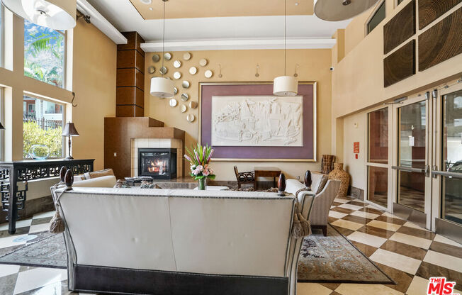 3 beds, 2 baths, 1,213 sqft, $3,600, Unit 209