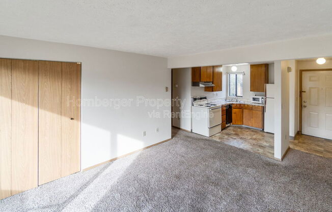 2307 W CLEVELAND AVE