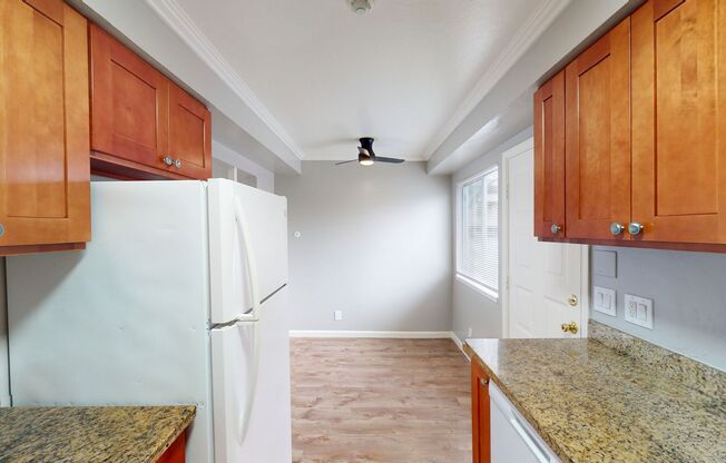 2 beds, 1 bath, 715 sqft, $2,450, Unit 625-6