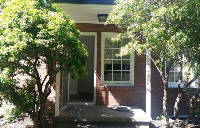 1 bed, 1 bath, 616 sqft, $1,725, Unit 09