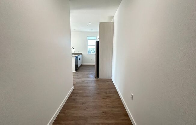 1 bed, 1 bath, 514 sqft, $2,495, Unit 2112-204
