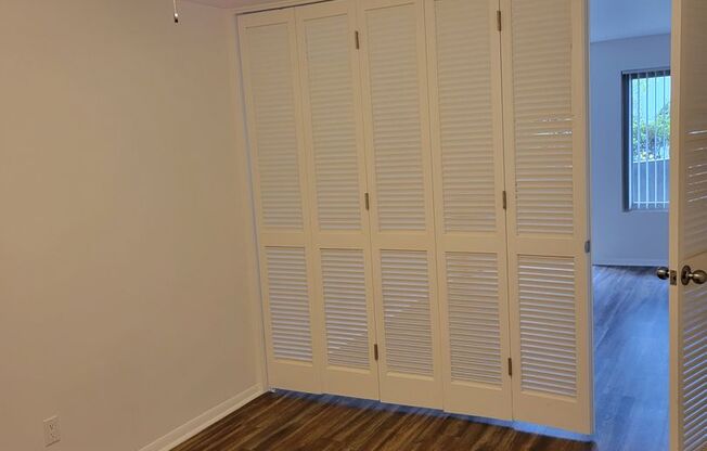 Arllis Arms Apartments