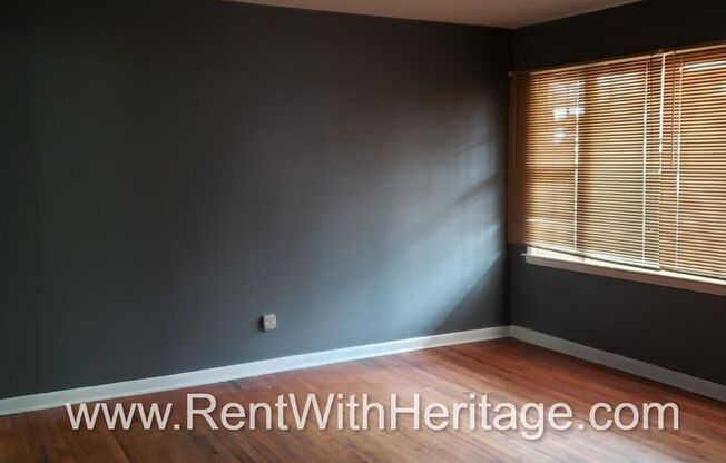 3 beds, 1 bath, $1,450