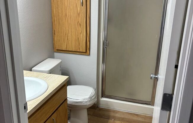 2 beds, 1 bath, 763 sqft, $1,350, Unit 2428-02