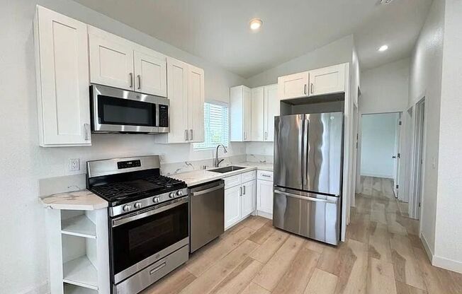 AVAILABLE NOW! NEW BUILD ADU IN LINDA VISTA! 2 BED/2 BATH WITH GARAGE! $3,200/mo