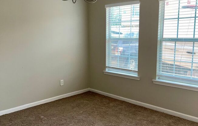 Now Available!  Updated  3/2.5 Townhome In Cascade Commons!