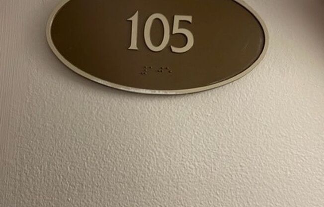 1 bed, 1 bath, 775 sqft, $1,199, Unit 2727-105