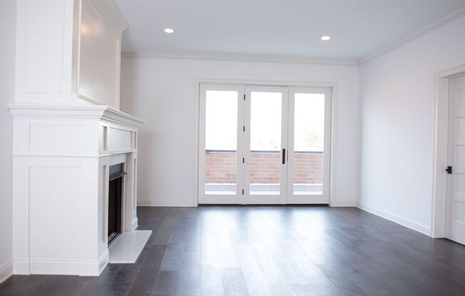 1 bed, 1 bath, 870 sqft, $1,945, Unit 304