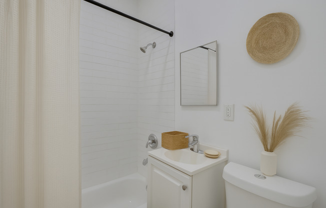 1 bed, 1 bath, 490 sqft, $1,795, Unit 107