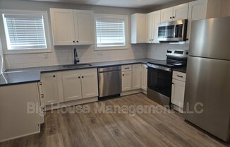 707 DRUID PARK LK DR