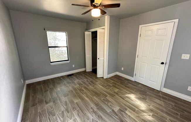 2 beds, 1 bath, $1,350