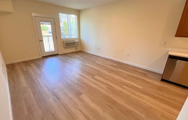Studio, 1 bath, 448 sqft, $1,400, Unit A208
