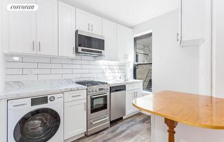 542 E 82 ST