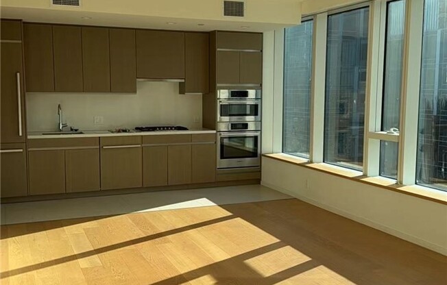 1 bed, 1.5 baths, 920 sqft, $3,500, Unit 1703